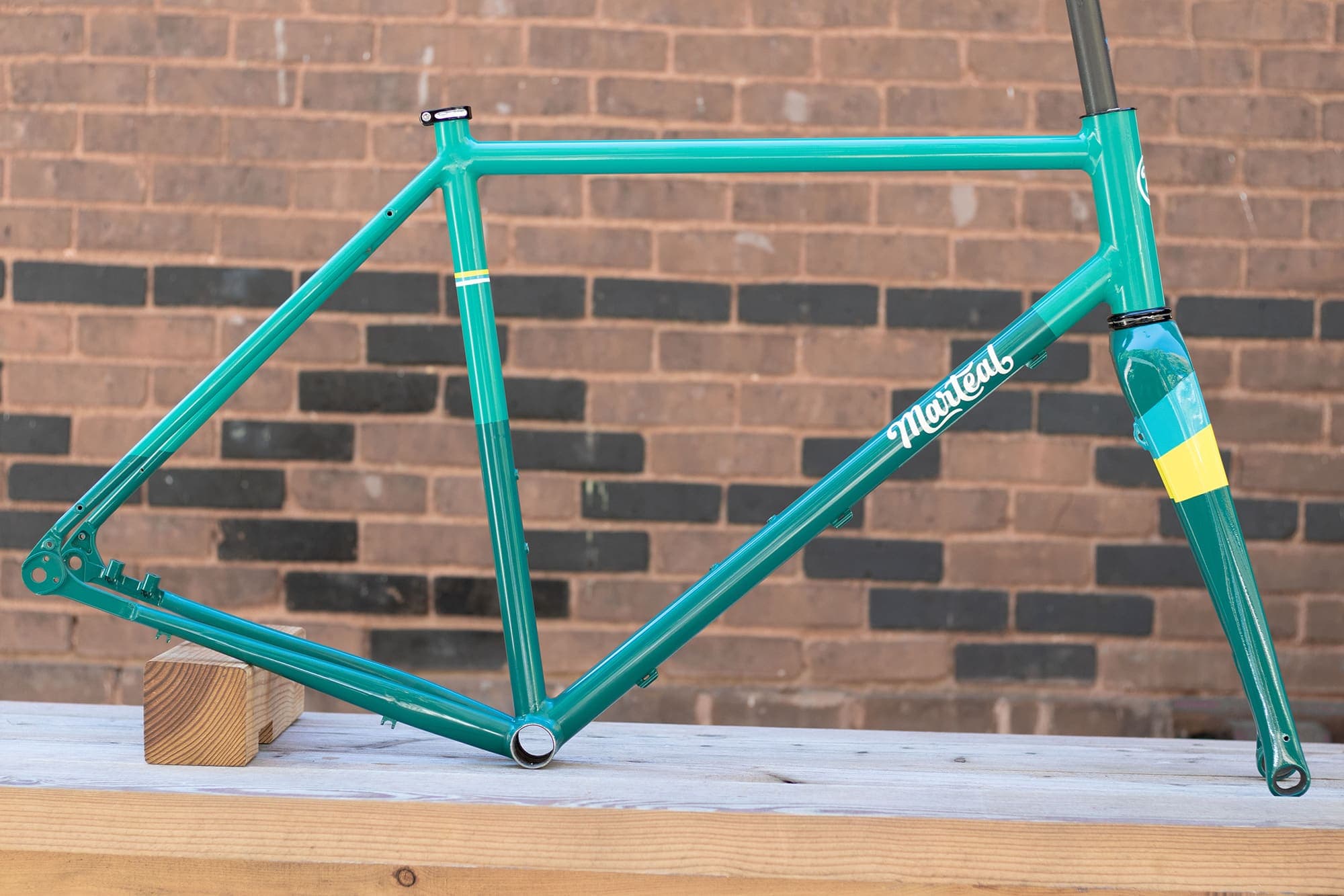 Fully painted frame
